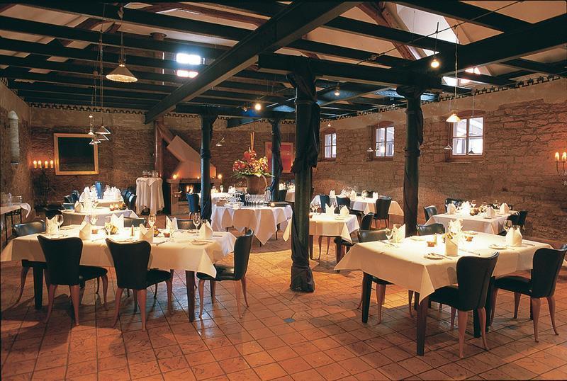 Schlosshotel Weyberhoefe Hösbach Étterem fotó